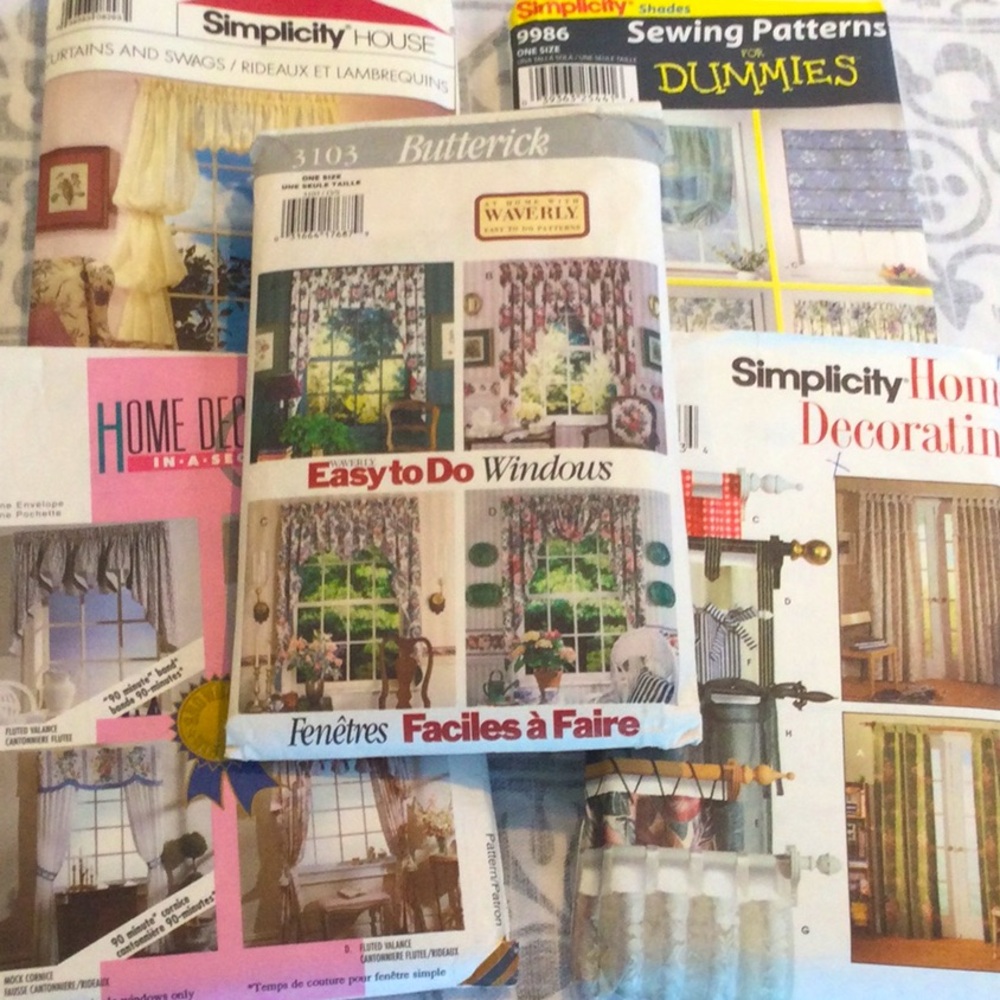 Set of 5 home decor sewing patterns. McCalls,Simplicity,Butterick